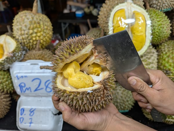 D8 ドリアンを食す@コタキナバル